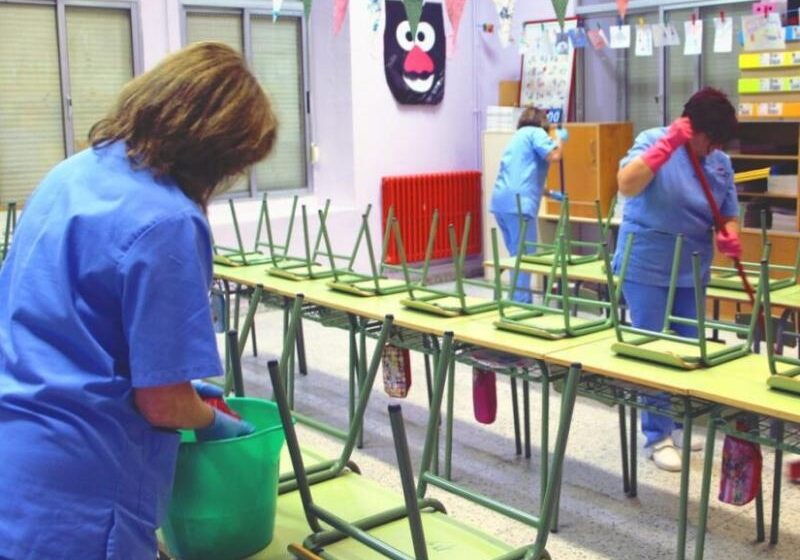  Σωματείο Εργαζομένων Δήμου Βύρωνα: Για όλα τα σχολεία του Δήμου υπάρχουν 5 μόνιμες και 25 συμβασιούχες καθαρίστριες!