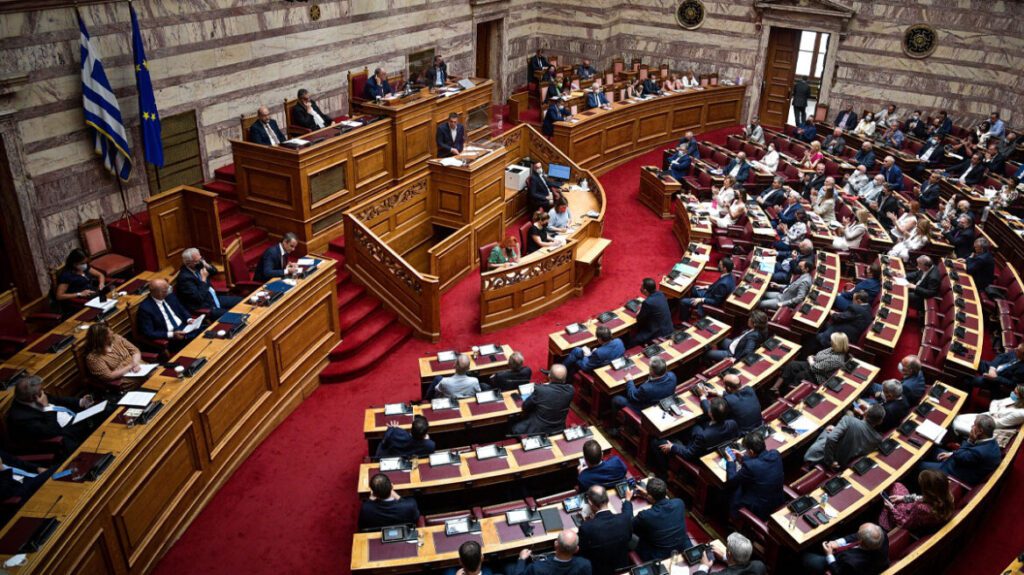 Σε εξέλιξη η τελευταία ψηφοφορία για Πρόεδρο της Δημοκρατίας