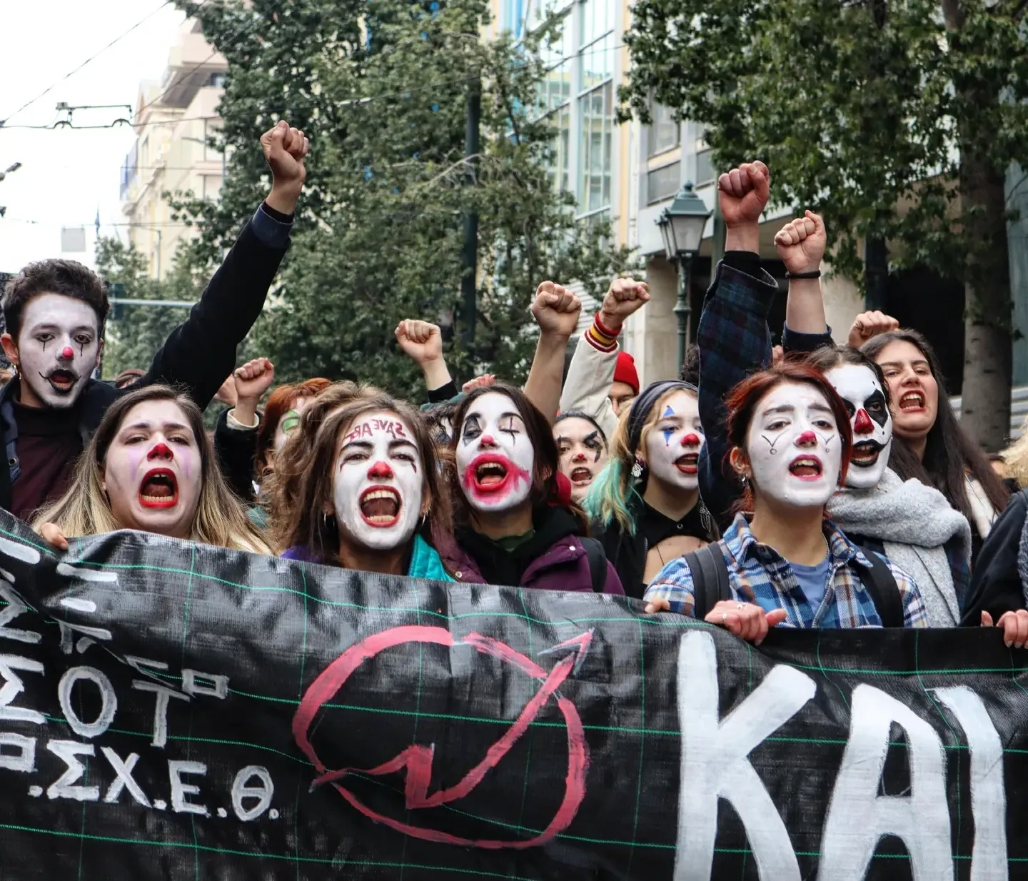 «Ποτάμι» καλλιτεχνών και εκπαιδευτικών στην Αθήνα (video)