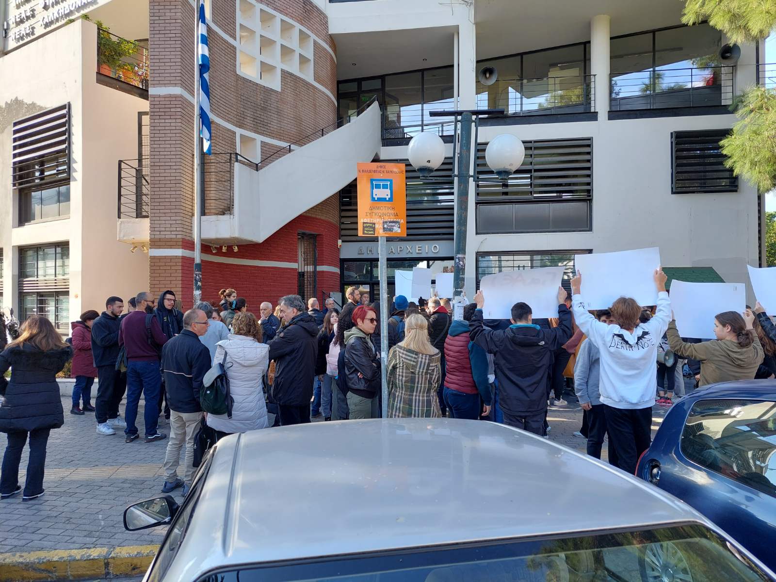 ΣΥΡΙΖΑ ΝΦ-ΝΧ: Τα σχολεία μας ανήκουν μόνο στους μαθητές