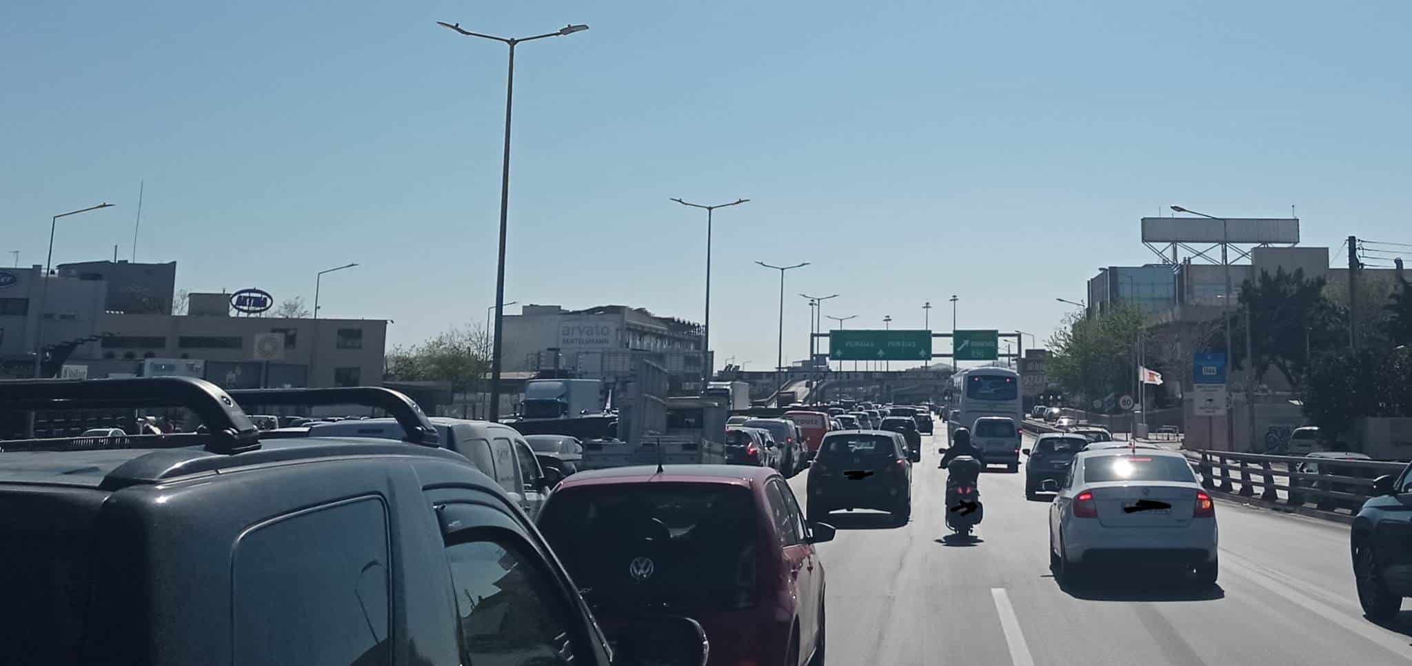 Πάσχα: Συνεχίζεται η έξοδος – Κίνηση στη Λ. Κηφισού