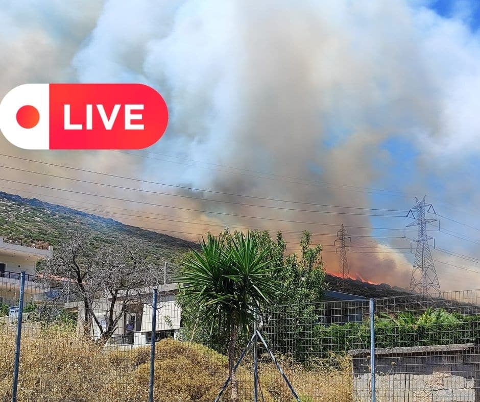 Live: Μεγάλη φωτιά στον Κουβαρά - Μέτωπο και στο Λουτράκι (video)