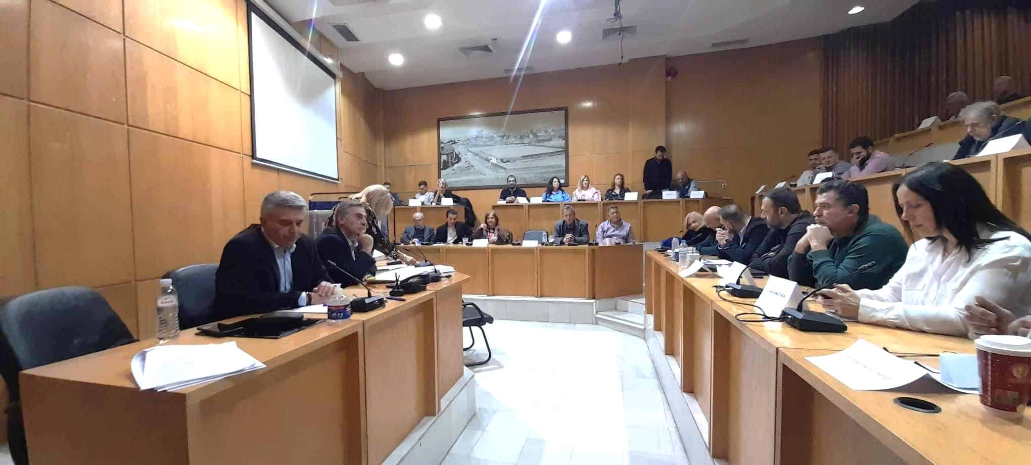 Έκτακτο δημοτικό συμβούλιο στη Νέα Ιωνία για τα σχολεία