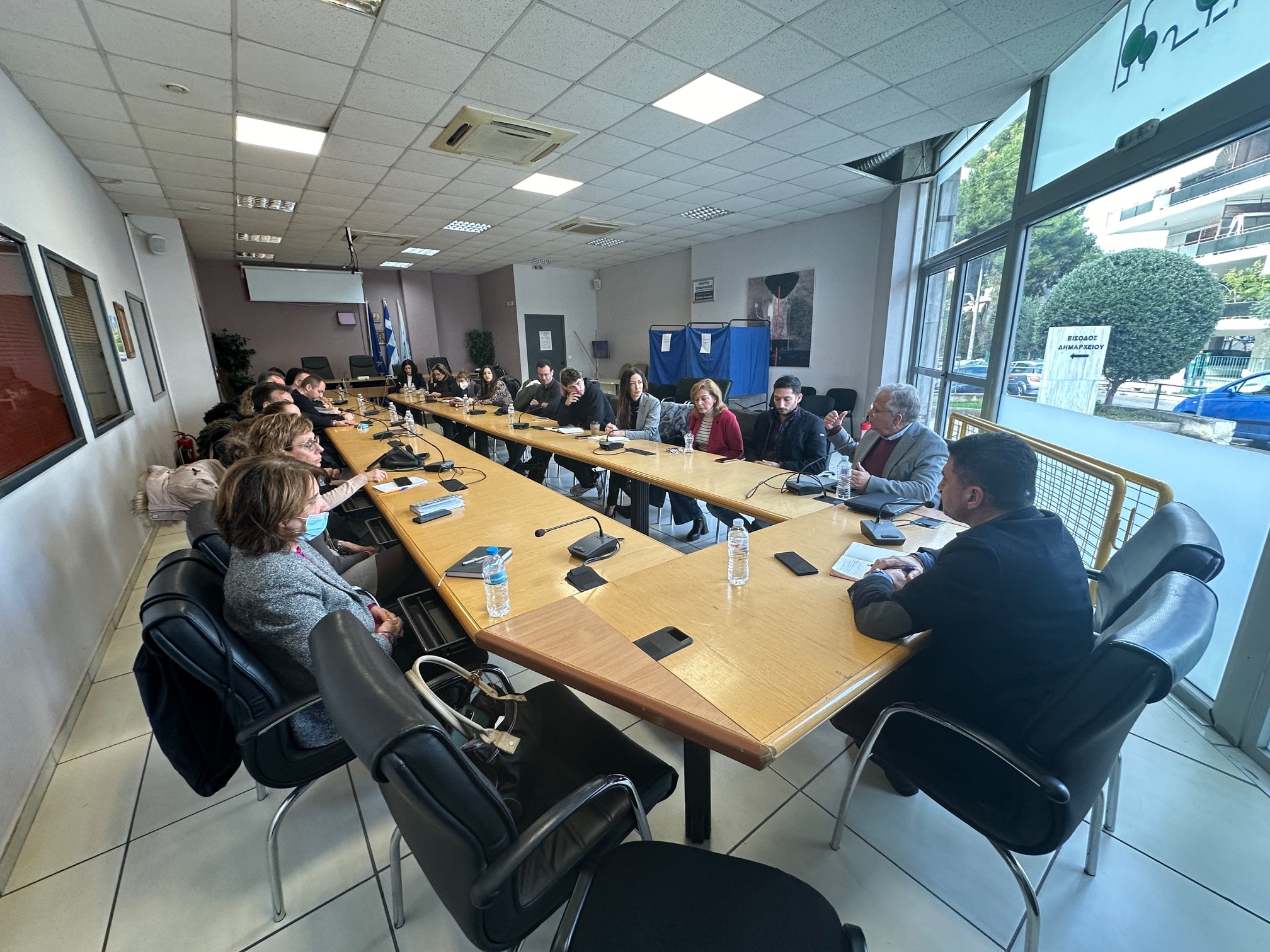Συνεδριάζει το δημοτικό συμβούλιο Αγίας Παρασκευής (vid)