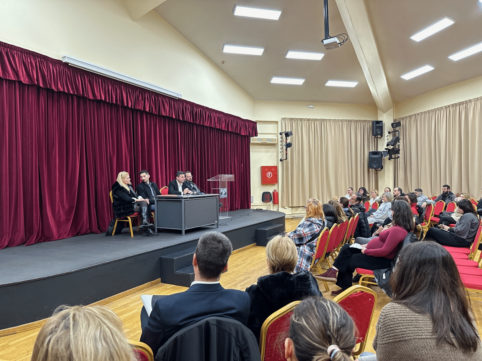 Με τον Γ. Μυλωνάκη συναντήθηκαν Σύλλογοι Γονέων