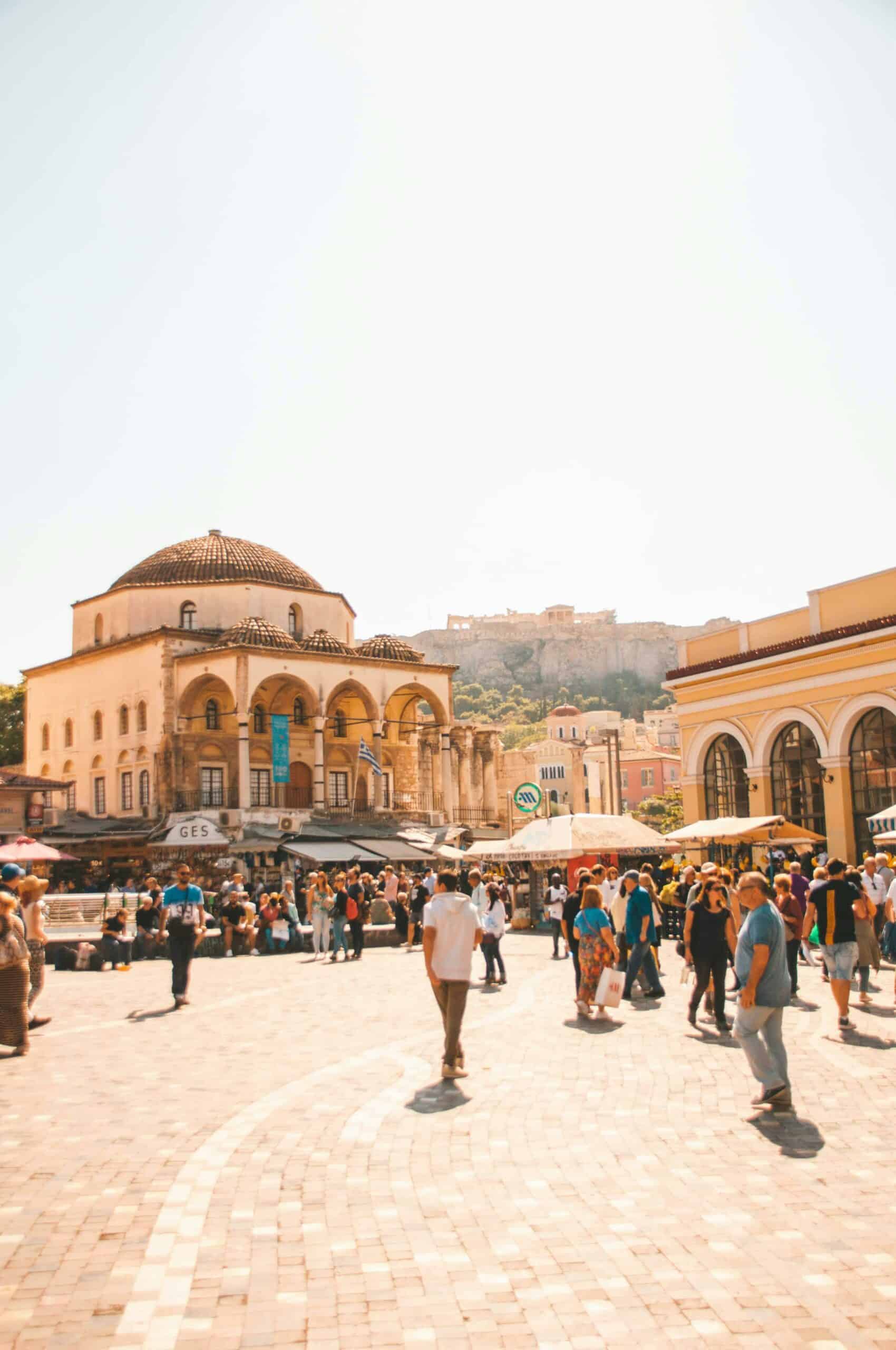 Συνεχίζεται ο καύσωνας - Υποχώρηση από την Τρίτη