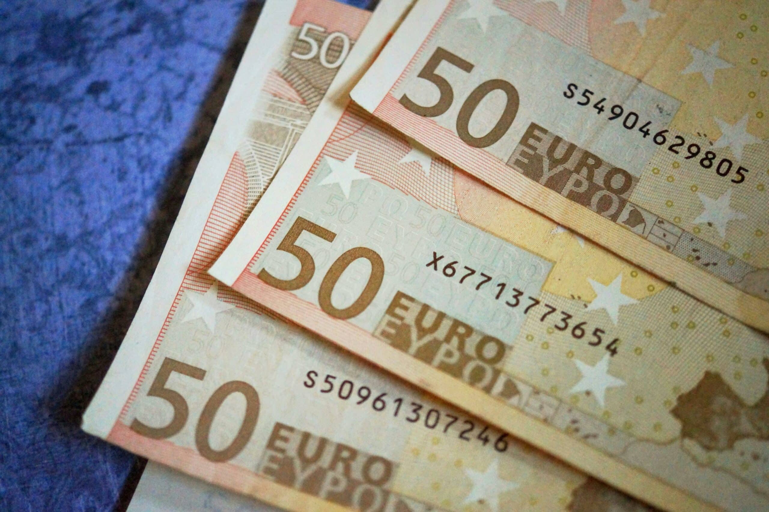 Οι πληρωμές από e-ΕΦΚΑ και ΔΥΠΑ έως 9 Μαΐου