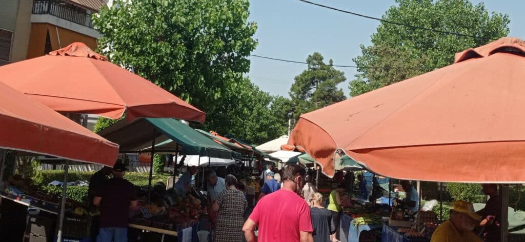 Αντιδρούν για τη μεταφορά της λαϊκής οι κάτοικοι της Δεκελείας