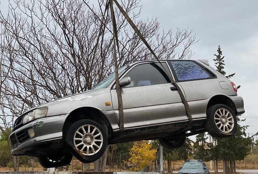  Άλλα 6 εγκαταλειμμένα αυτοκίνητα απομακρύνθηκαν από τους δρόμους του Δήμοτ Λυκόβρυσης – Πεύκης