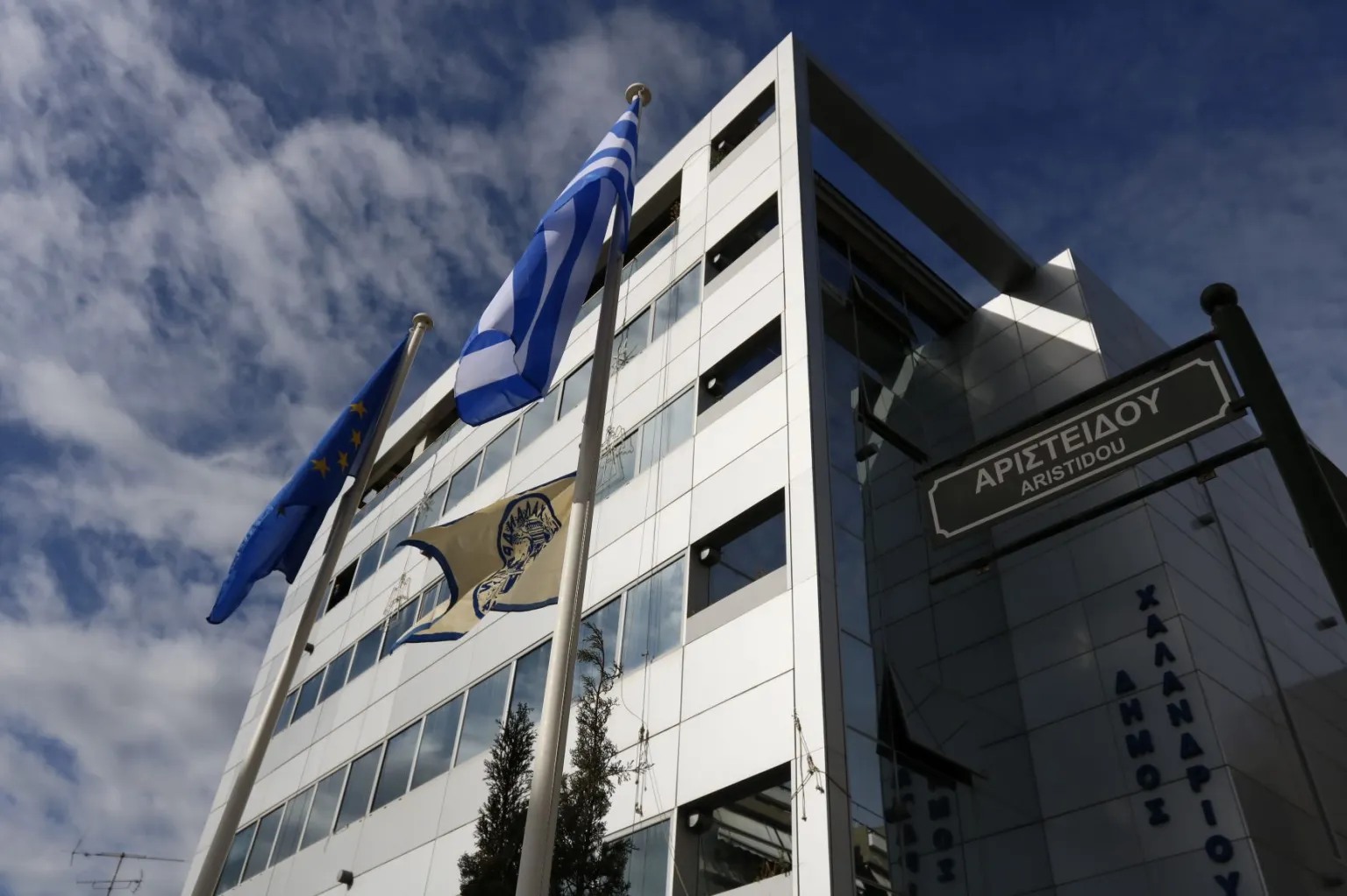 Δ. Χαλανδρίου για Χ. Ρώμα: Μακριά νυχτωμένοι όσοι νομίζουν ότι κερδίζουν εξασφαλίζοντας την εύνοια των εργολάβων