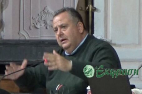 Κατηγορούν τον Δήμαρχο ότι έβγαλε δύο σχολεία από το «Μ. Γιαννάκου»