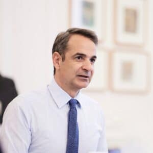 Παροχές - «ψίχουλα» μετά το υπερπλεόνασμα ανακοίνωσε ο Κ. Μητσοτάκης