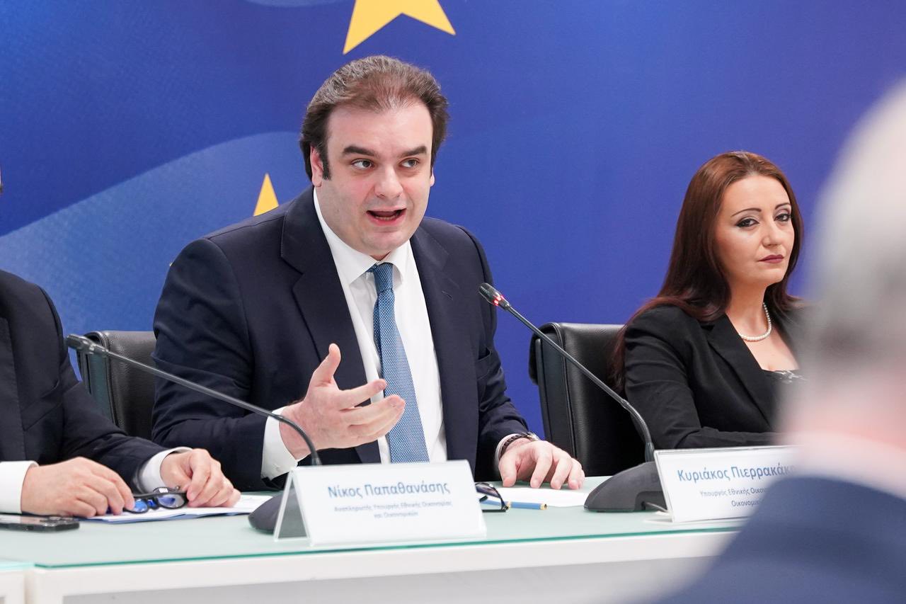 Δημοσιονομική «εξαίρεση» για τις στρατιωτικές δαπάνες ζητά η Ελλάδα