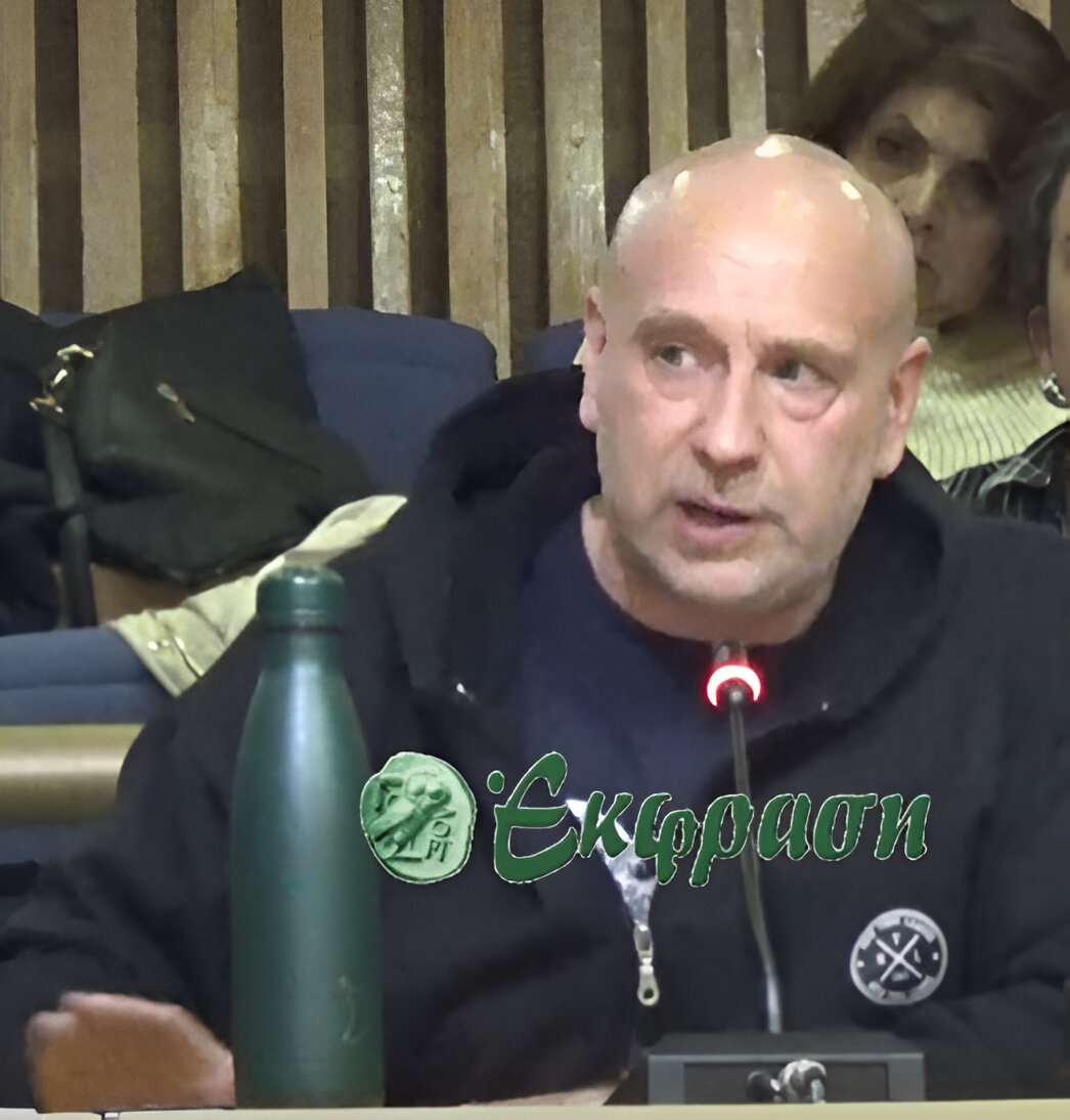 Κριτική του Χρ. Κανλή στη δημοτική αρχή για το πανό στο δημαρχείο (vid)