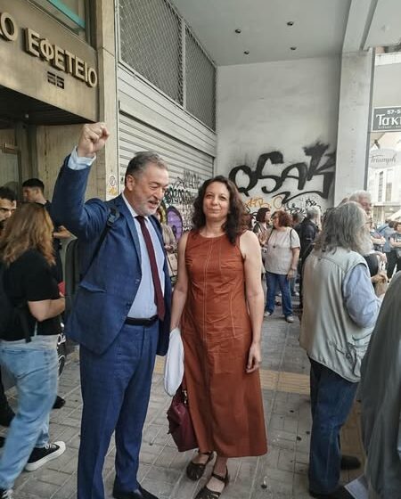  Επιστρέφει στο σχολείο η απολυμένη καθηγήτρια Χρ. Χότζογλου