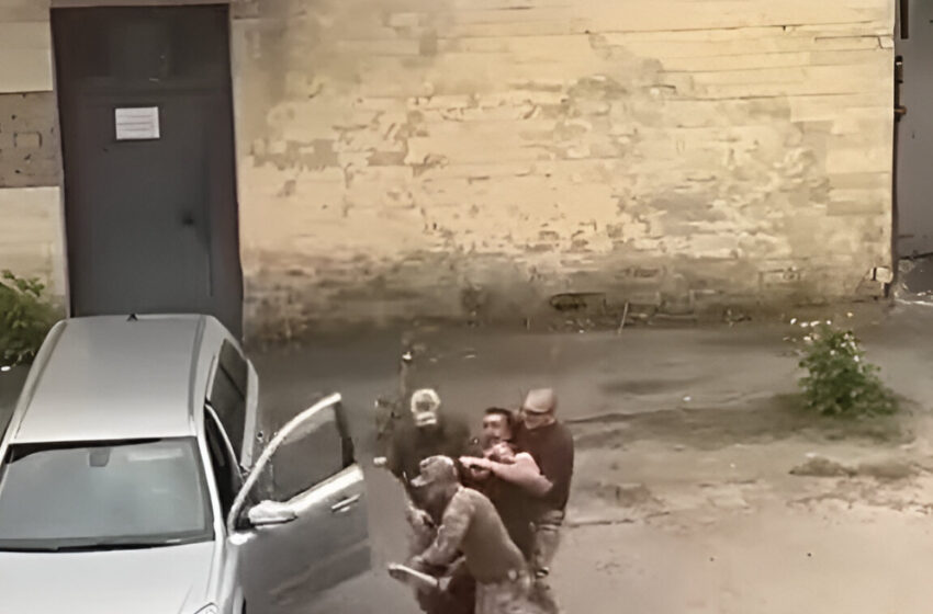  “Εθελοντής” πάει στο μέτωπο σηκωτός (video)
