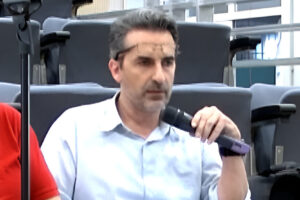 Ηλ. Τάφας για ηλεκτροφωτισμό: Τα ίδια έκανε παλαιότερα και ο Χάρης Τομπούλογλου (vid)