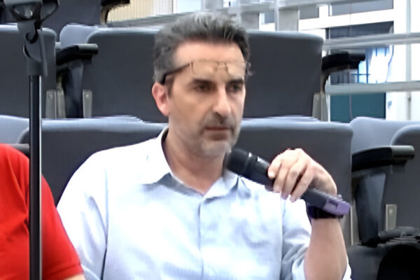 Ηλ. Τάφας για ηλεκτροφωτισμό: Τα ίδια έκανε παλαιότερα και ο Χάρης Τομπούλογλου (vid)