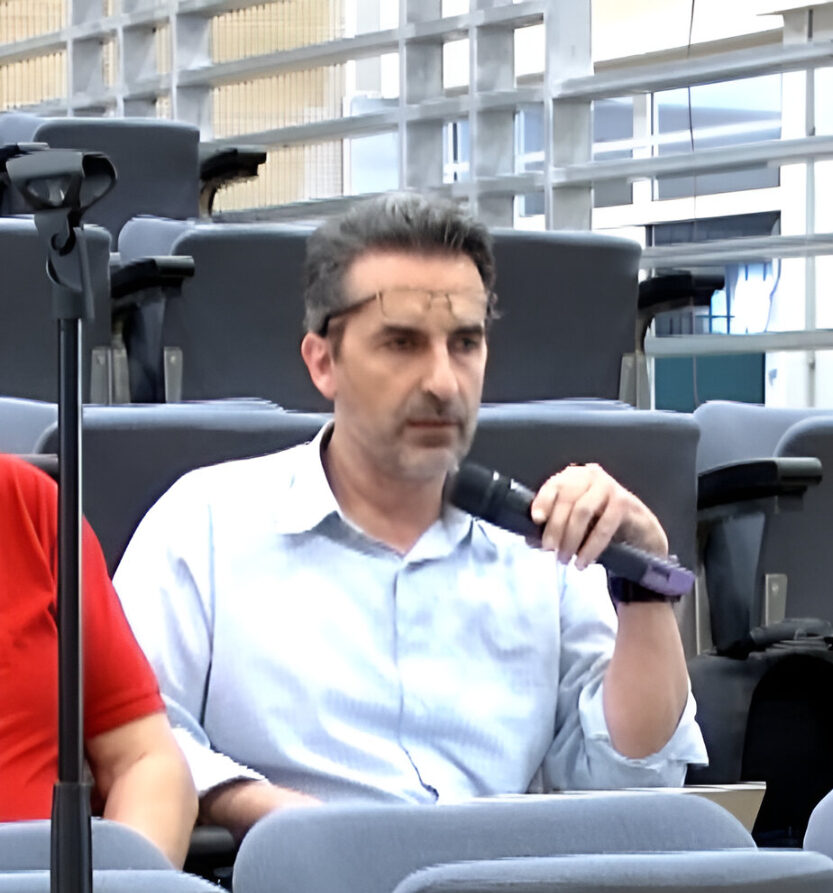 Ηλ. Τάφας για ηλεκτροφωτισμό: Τα ίδια έκανε παλαιότερα και ο Χάρης Τομπούλογλου (vid)