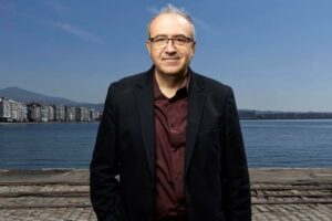 Διαμαρτυρία στην ΕΡΤ για την απομάκρυνση του Θωμά Σίδερη