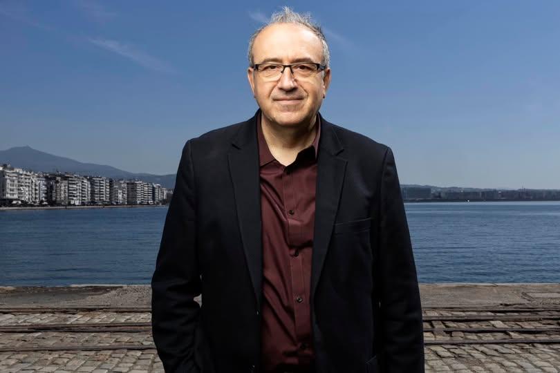 Διαμαρτυρία στην ΕΡΤ για την απομάκρυνση του Θωμά Σίδερη