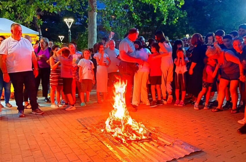  Αναβίωσε το έθιμο του Κλήδονα στη Νέα Φιλαδέλφεια