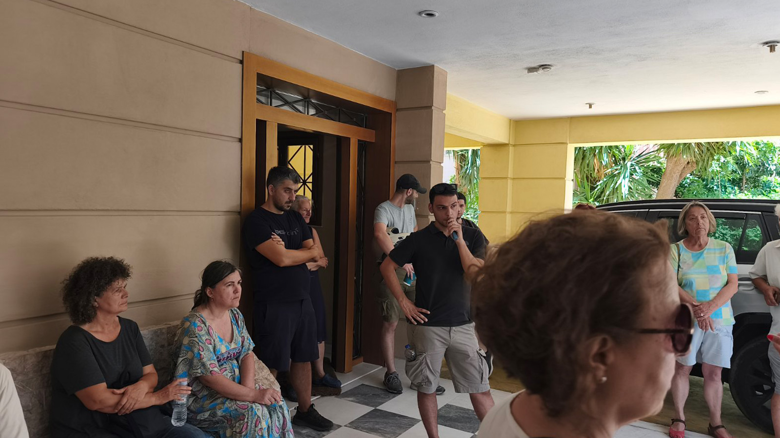 Απετράπη η έξωση της οικογένειας με καρκινοπαθή και μωρό 6 μηνών