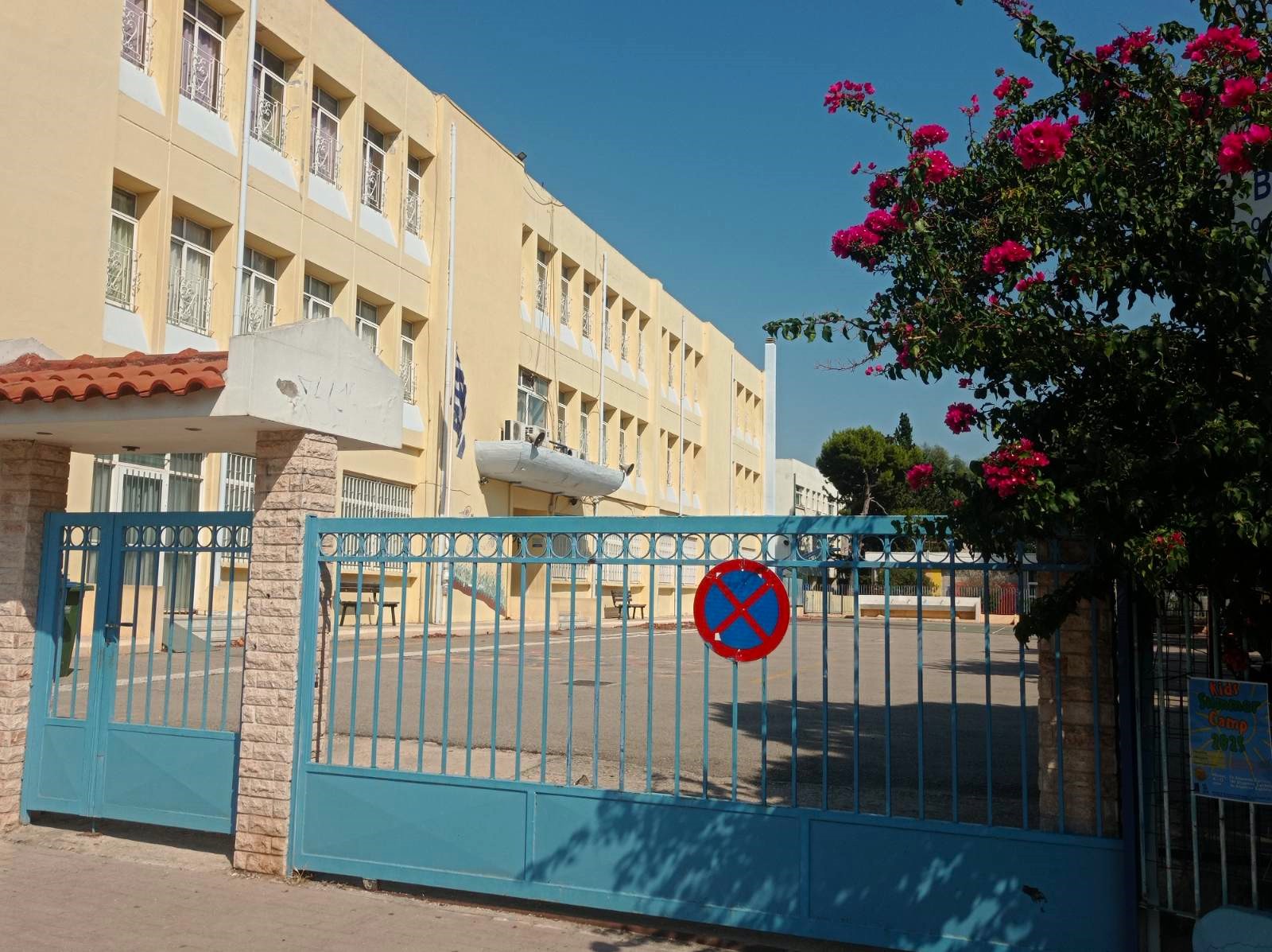 Δεύτερη αυτοψία της Πολεοδομίας στο 7ο Δημοτικό – Μετέωροι μαθητές και δάσκαλοι