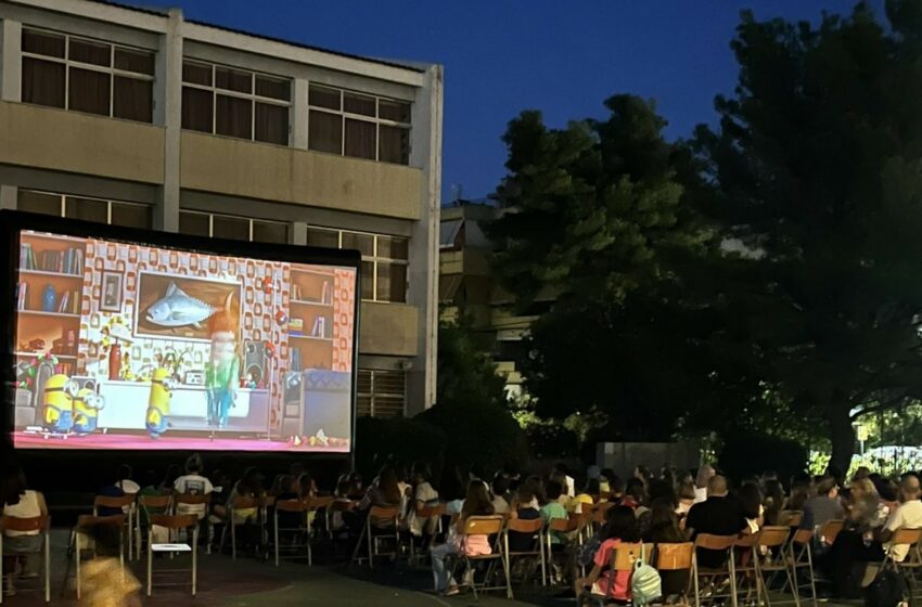  Συνεχίζονται οι θερινές κινηματογραφικές προβολές στο 1ο Λύκειο Πεύκης