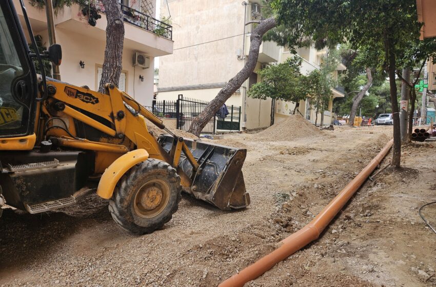 Εργασίες στα δίκτυα ακαθάρτων και όμβριων υδάτων από τον Δήμο Ηρακλείου Αττικής