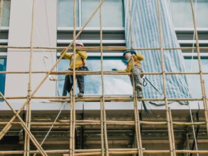 Νεκρός οικοδόμος στη Μαγούλα - Τρεις τραυματίες εργάτες στο Ελληνικό