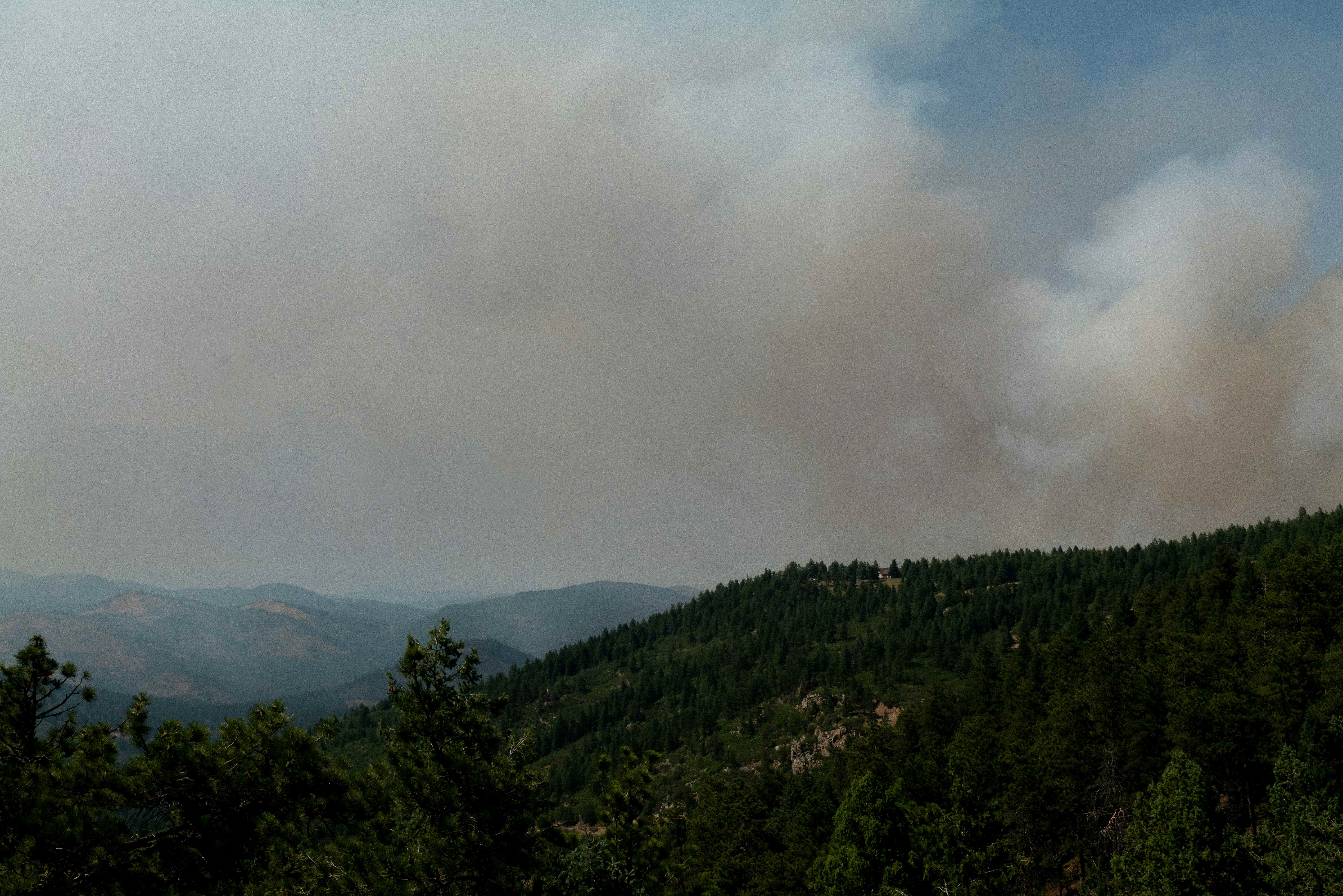  Ο λόγος που μυρίζει καμένο και καπνό σήμερα στην Αττική
