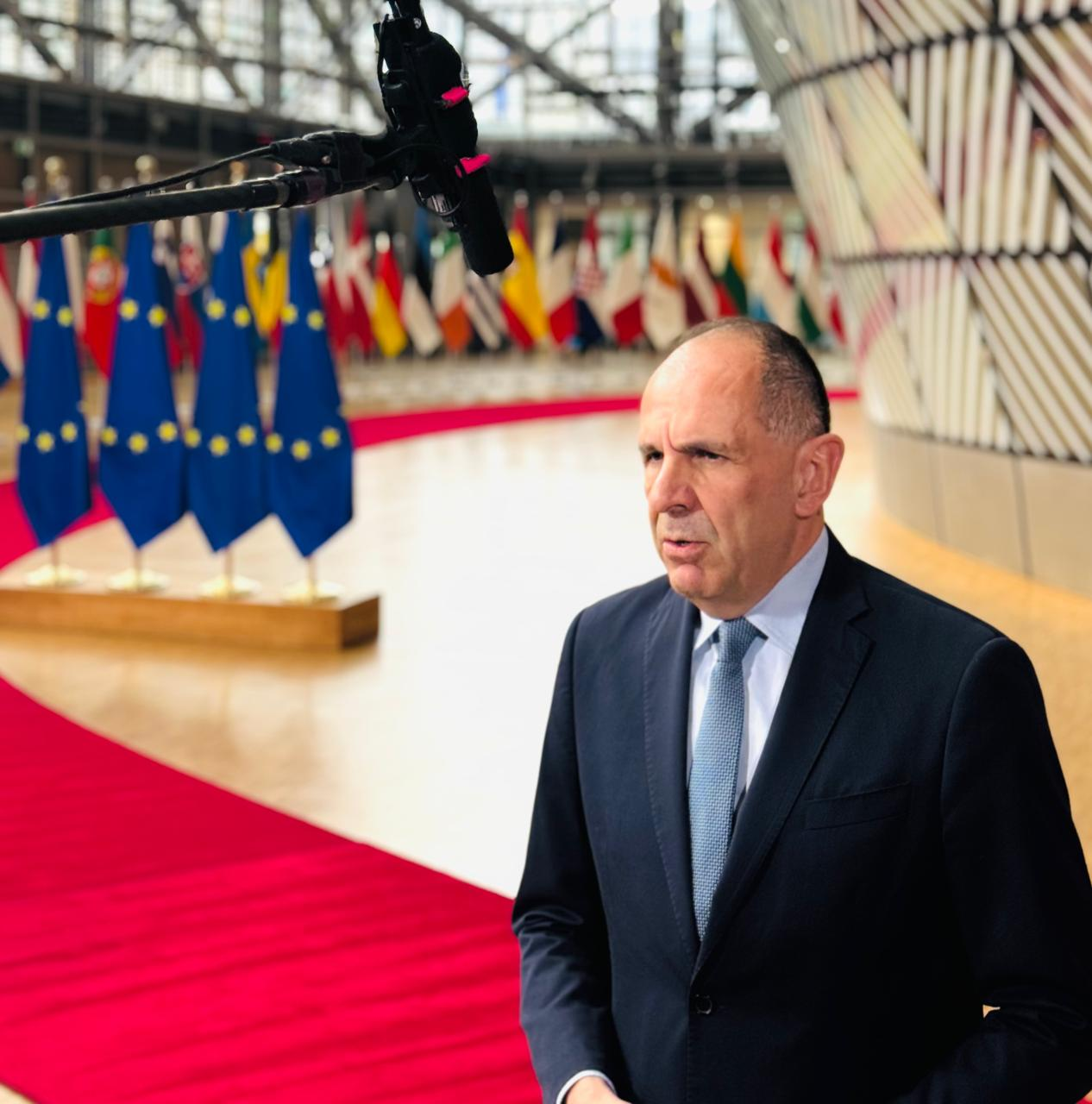 Ενημέρωση στη Βουλή για τις εξελίξεις στη Μέση Ανατολή την Πέμπτη Συζήτηση στη Βουλή για τις εξελίξεις στη Μέση Ανατολή την Πέμπτη