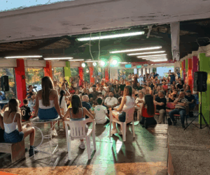 Με χορούς και τραγούδια η γιορτή στην κατασκήνωση της Νέας Ιωνίας (vid)