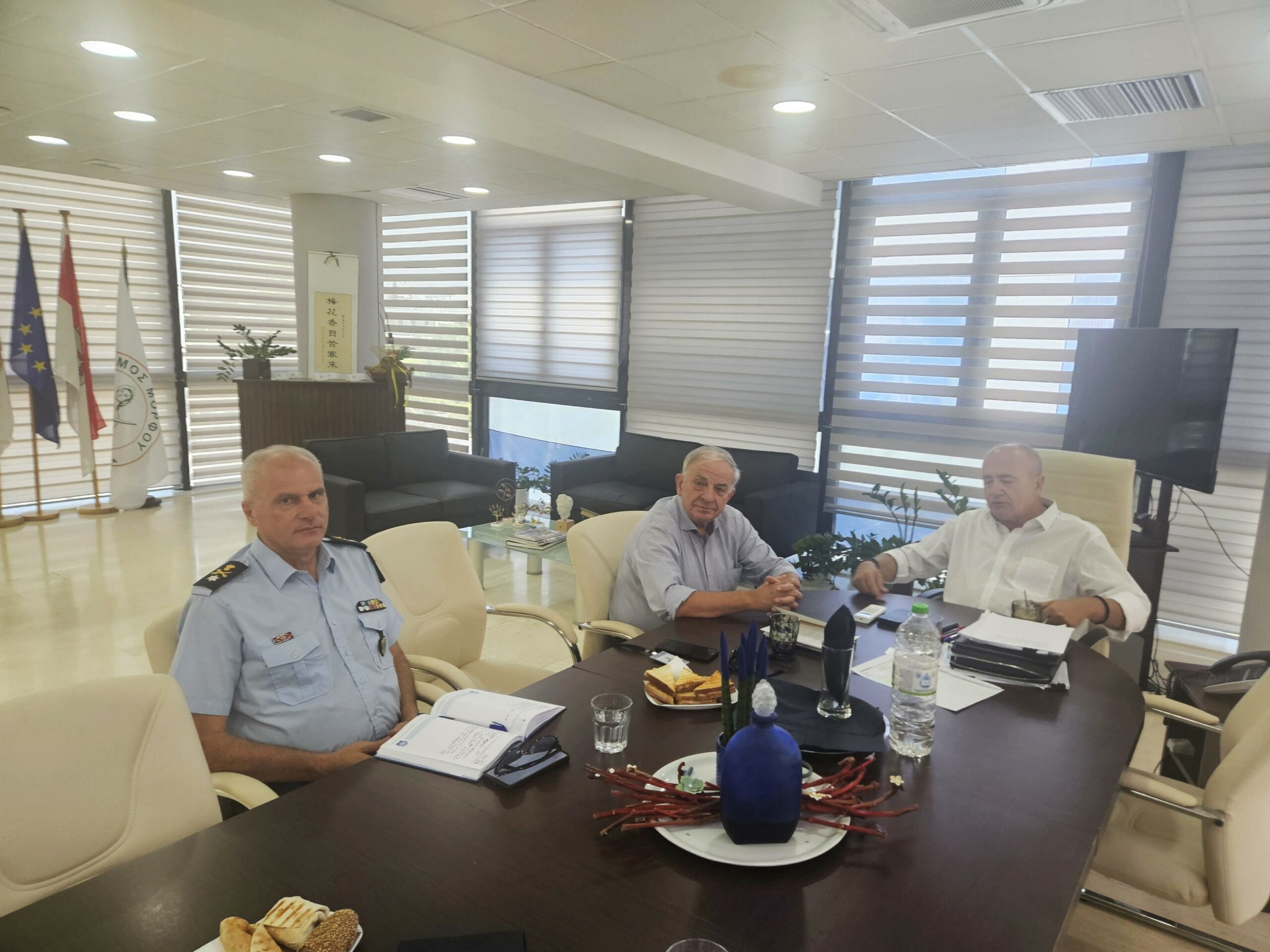 Με στελέχη της αστυνομίας συναντήθηκε ο Νίκος Μπάμπαλος