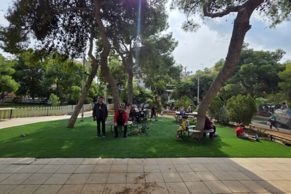 Στην τελική ευθεία για την πιστοποίηση τους βρίσκονται οι παιδικές χαρές, λέει ο Δήμος Περάματος