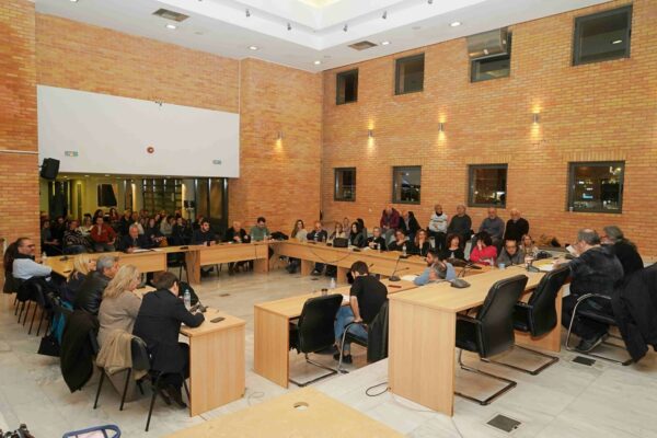 Και το Δημοτικό Συμβούλιο Χαϊδαρίου κατά της καύσης απορριμμάτων