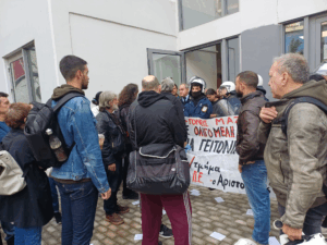 7χρονο παιδί στο νοσοκομείο από τα χημικά των ΜΑΤ!