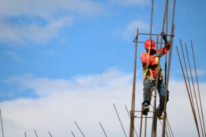 Και με τη «βούλα» 13ωρη εργασία - Υπερψηφίστηκε το νομοσχέδιο