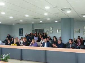 Ηράκλειο: Θέλουν να δώσουν 1.1 εκ. σε ιδιώτη για την ανακύκλωση - Απεργία από τους εργαζόμενους στην καθαριότητα