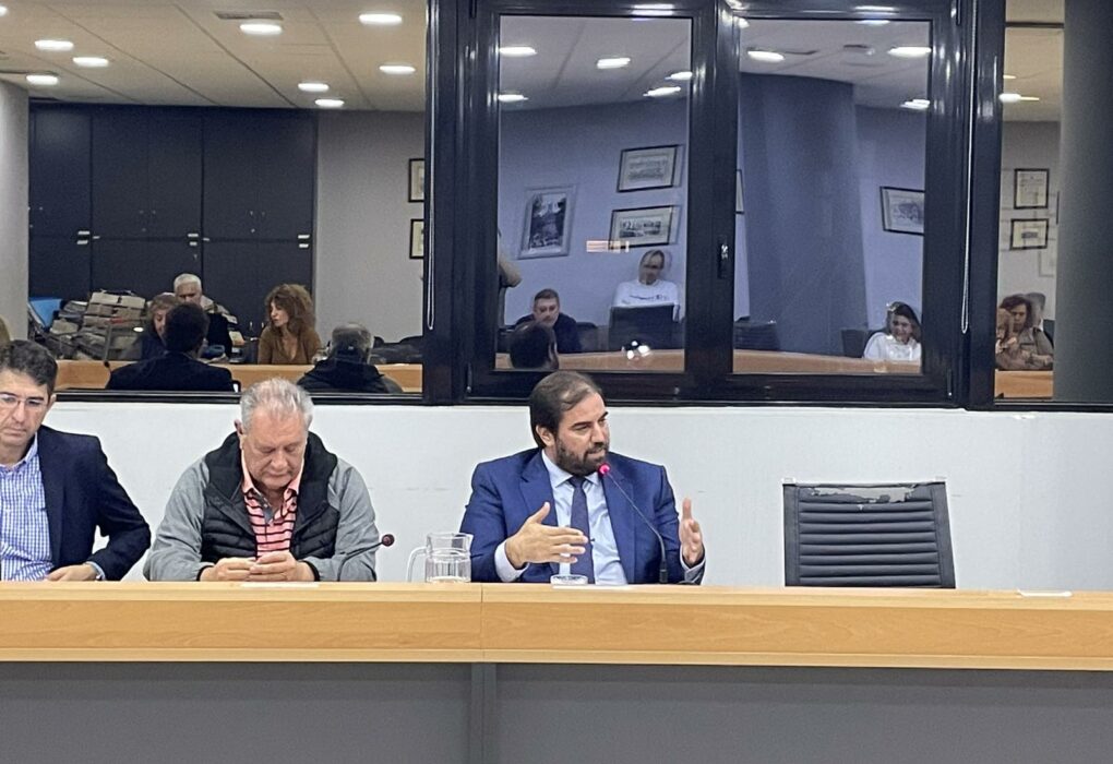 Γ. Παπαδημητρίου: Με την πρώτη ευκαιρία οι εργαζόμενοι του Δήμου φεύγουν εξαιτίας της αλαζονείας σας (vid)