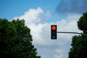 Κίνδυνος ατυχήματος σε διάβαση σχολείων – Άμεση παρέμβαση ζητά η Ένωση Γονέων