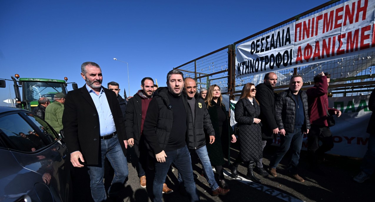 Οι προτάσεις του ΠΑΣΟΚ για το αγροτικό ρεύμα και το πετρέλαιο: «7 λεπτά η κιλοβατώρα για πέντε χρόνια χωρίς αστερίσκους»