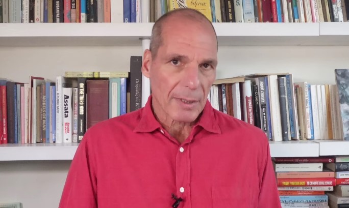 Στο σπίτι του Γ. Βαρουφάκη η αστυνομία - «Μας γυρίζουν στα χρόνια της εθνικοφροσύνης», λέει το ΜέΡΑ25