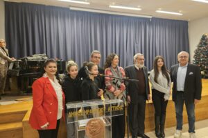Πραγματοποιήθηκε η εκδήλωση βράβευσης των φοιτητών από τον Δήμο Ηρακλείου Αττικής