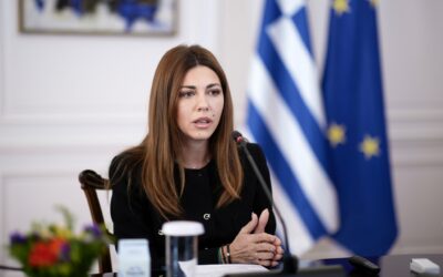 Σ. Ζαχαράκη: Δεν καταργούνται οι Πανελλαδικές εξετάσεις - Πώς προχωρά το Εθνικό Απολυτήριο