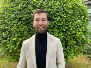 «Φυσάει Κόντρα»: Αστυνομικοί της Ασφάλειας επιτέθηκαν στον Π. Αντωνίου