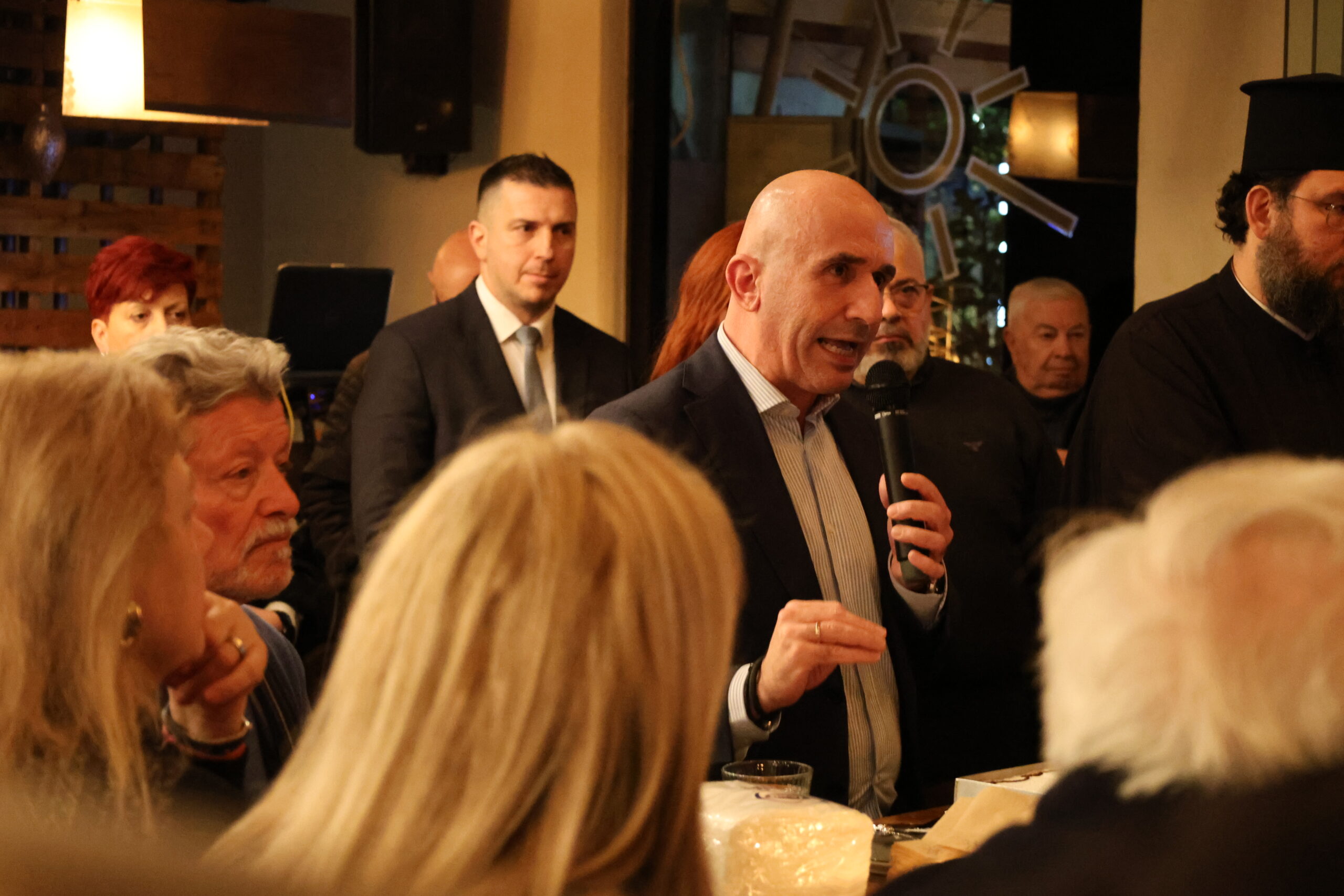 Έκοψε την πίτα της η παράταξη Λέων