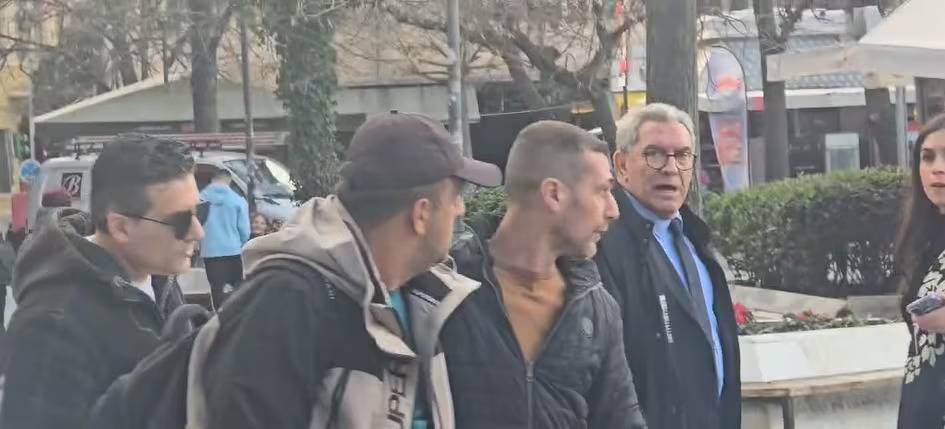 Τέμπη: «Πήγαινε κάνε απεργία», είπε στον Ρούτσι ο Καπερνάρος - Καταγγελία για μπράβους