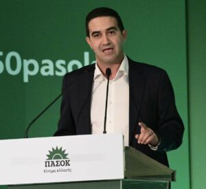 Μ. Κατρίνης: Η κυβέρνηση υπερηφανεύεται για την εμπλοκή της Ελλάδας στην πολεμική σύρραξη
